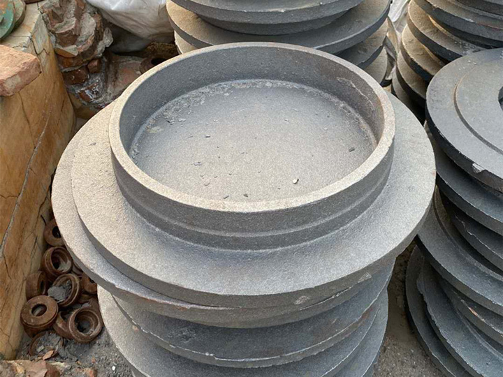 壓蓋，透蓋，悶蓋